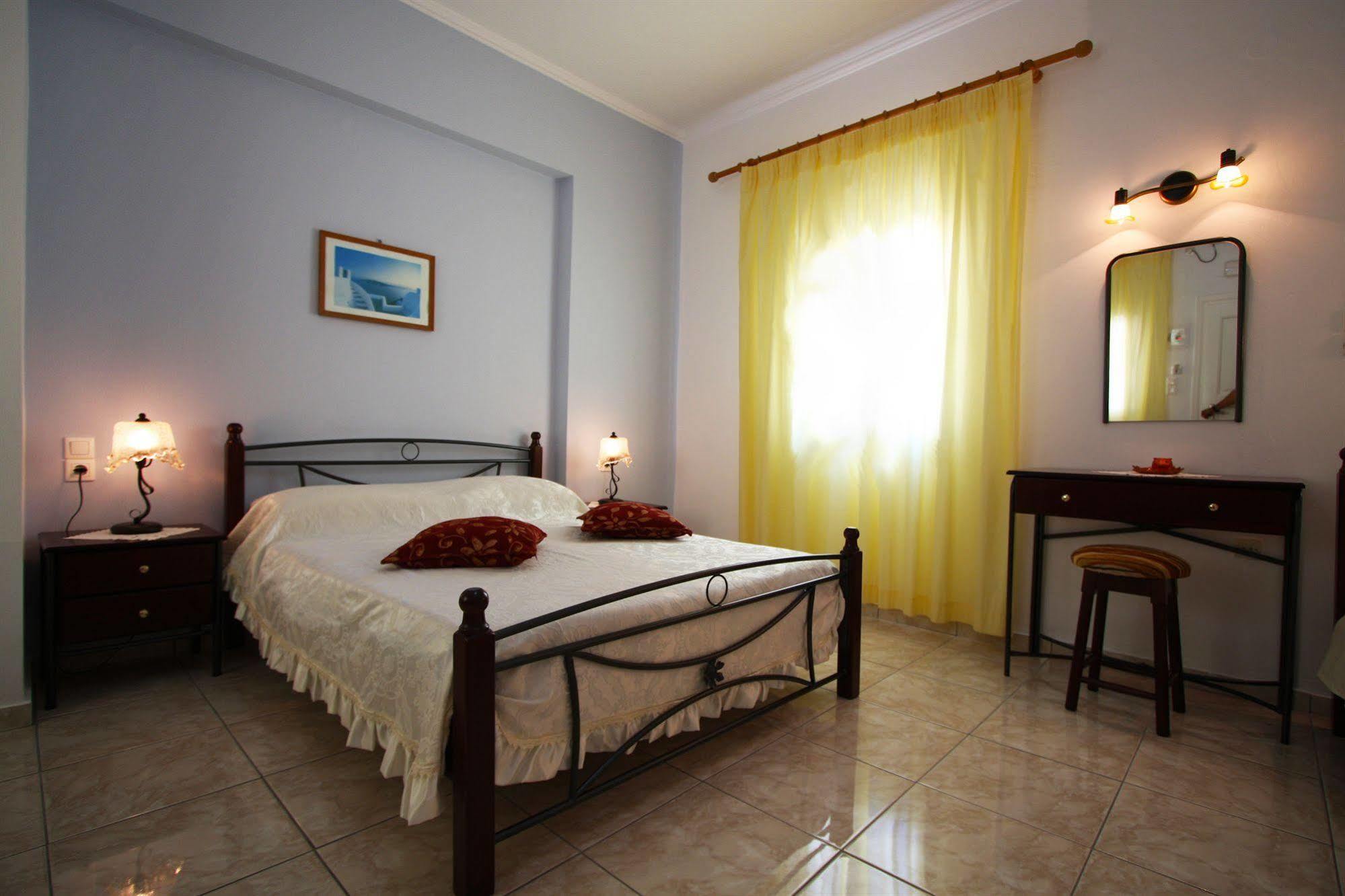 Hotel Mylos Firostefani Exterior foto