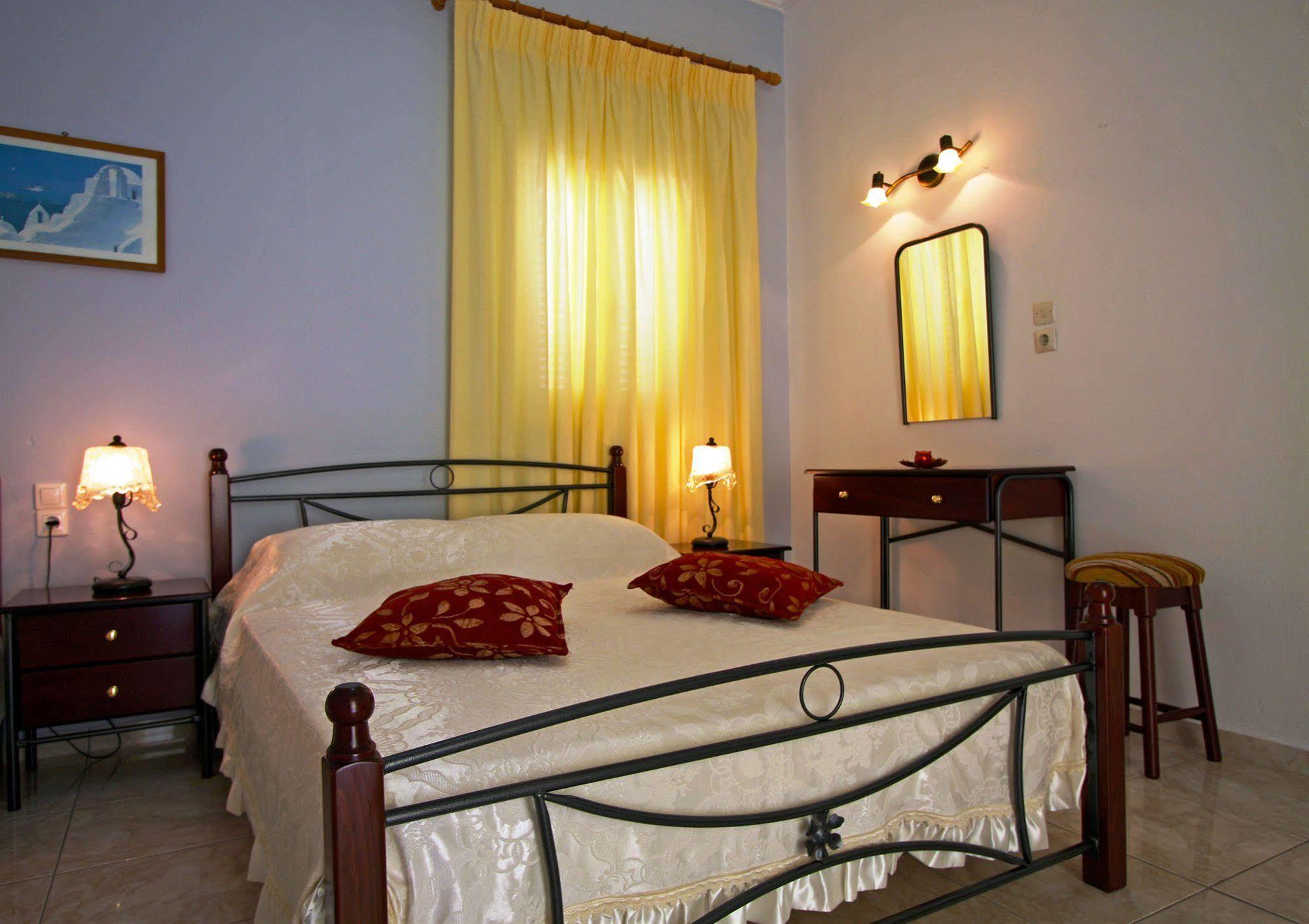 Hotel Mylos Firostefani Exterior foto